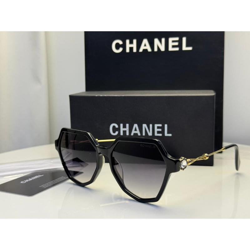 Chanel - 3