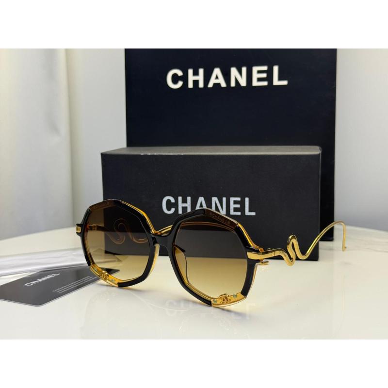 Chanel - 7