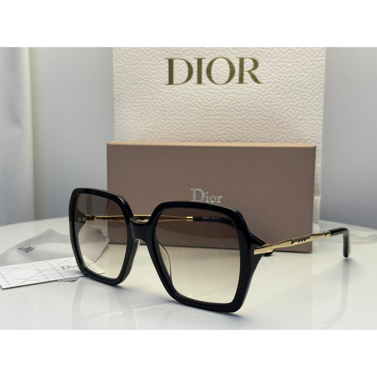 Dior - 8